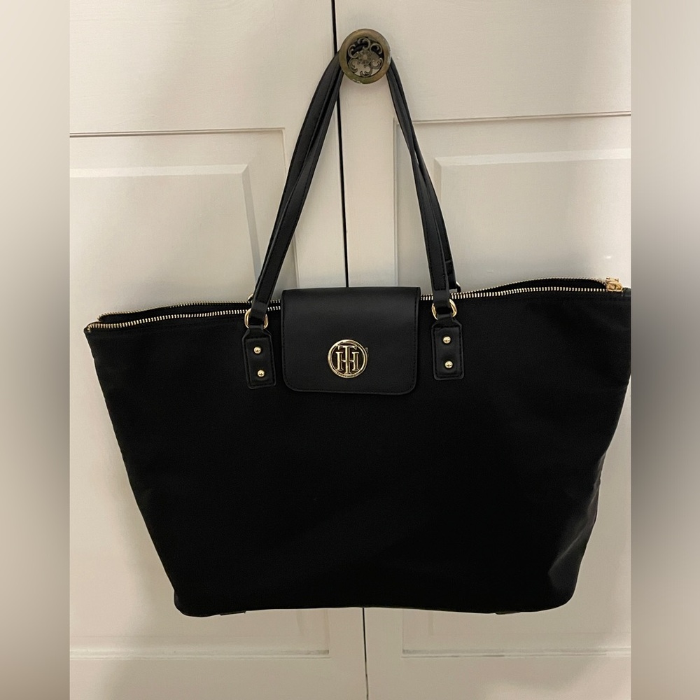 Tommy Hilfinger Collection Weekender Tote Laptop Travel Tote Bag Black Leather